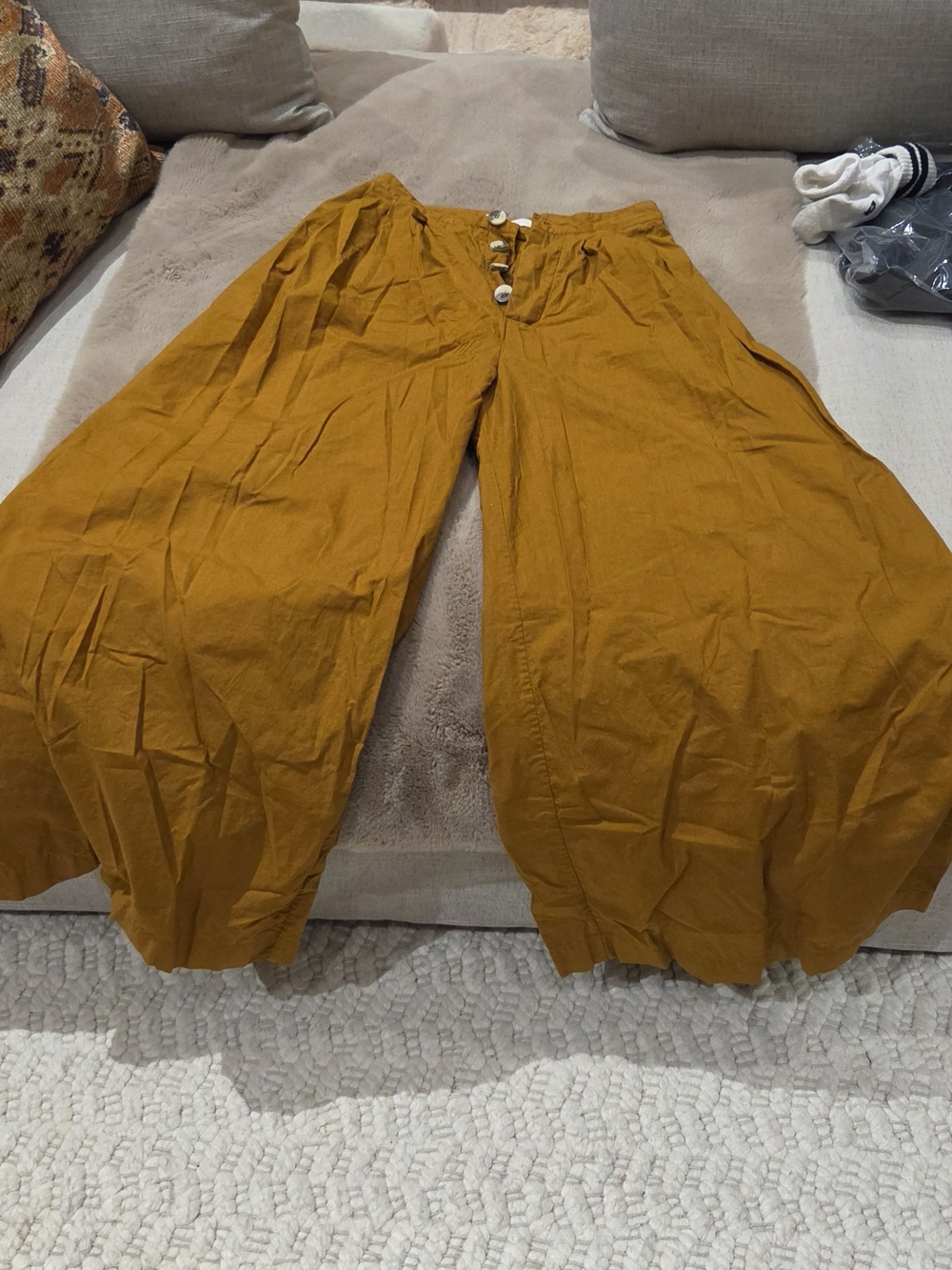 Doen Wide-Leg Women’s Pants with Button Front